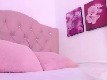 Girls: Stay up-to-date with the new immersive cumshows range and check-out the cutest escorts exhibit their wet clitoris and sweet physiques as they strip off and climax.
