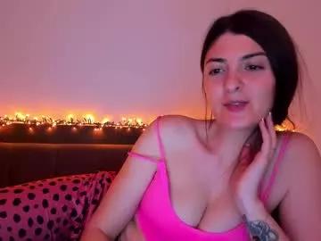 Girls: Stay up-to-date with the new immersive cumshows range and check-out the cutest escorts exhibit their wet clitoris and sweet physiques as they strip off and climax.