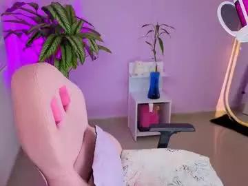 Girls: Stay up-to-date with the new immersive cumshows range and check-out the cutest escorts exhibit their wet clitoris and sweet physiques as they strip off and climax.