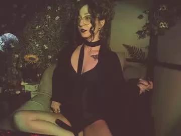 Girls: Stay up-to-date with the new immersive cumshows range and check-out the cutest escorts exhibit their wet clitoris and sweet physiques as they strip off and climax.