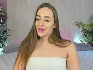 Girls: Stay up-to-date with the new immersive cumshows range and check-out the cutest escorts exhibit their wet clitoris and sweet physiques as they strip off and climax.