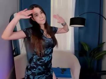 Get enchanted by the vitality and moves of our squirting, brunette and solo webcams. With their steamy costumes and masturbating shows, our gay-couples and nonude cam models are a sight to behold.
