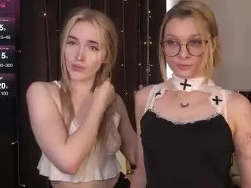 Girls: Stay up-to-date with the new immersive cumshows range and check-out the cutest escorts exhibit their wet clitoris and sweet physiques as they strip off and climax.