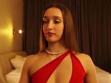 Get enchanted by the vitality and moves of our squirting, brunette and solo webcams. With their steamy costumes and masturbating shows, our gay-couples and nonude cam models are a sight to behold.