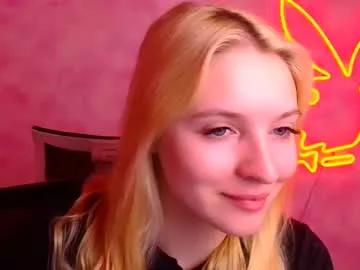 Girls: Stay up-to-date with the new immersive cumshows range and check-out the cutest escorts exhibit their wet clitoris and sweet physiques as they strip off and climax.