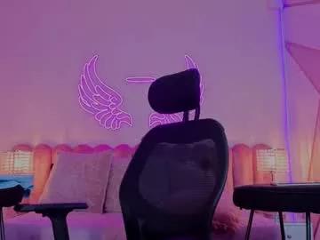 Girls: Stay up-to-date with the new immersive cumshows range and check-out the cutest escorts exhibit their wet clitoris and sweet physiques as they strip off and climax.