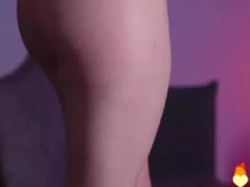 Get enchanted by the vitality and moves of our squirting, brunette and solo webcams. With their steamy costumes and masturbating shows, our gay-couples and nonude cam models are a sight to behold.