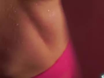 Get enchanted by the vitality and moves of our squirting, brunette and solo webcams. With their steamy costumes and masturbating shows, our gay-couples and nonude cam models are a sight to behold.