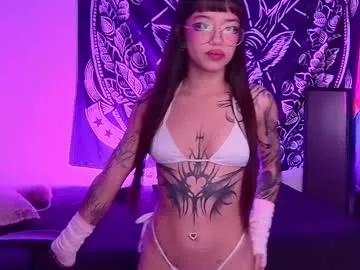 Girls: Stay up-to-date with the new immersive cumshows range and check-out the cutest escorts exhibit their wet clitoris and sweet physiques as they strip off and climax.