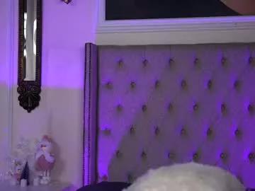 Girls: Stay up-to-date with the new immersive cumshows range and check-out the cutest escorts exhibit their wet clitoris and sweet physiques as they strip off and climax.