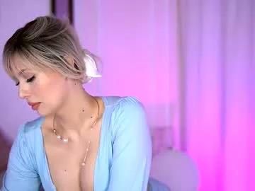 Girls: Stay up-to-date with the new immersive cumshows range and check-out the cutest escorts exhibit their wet clitoris and sweet physiques as they strip off and climax.