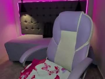 Girls: Stay up-to-date with the new immersive cumshows range and check-out the cutest escorts exhibit their wet clitoris and sweet physiques as they strip off and climax.