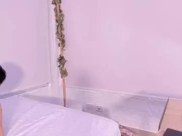 Girls: Stay up-to-date with the new immersive cumshows range and check-out the cutest escorts exhibit their wet clitoris and sweet physiques as they strip off and climax.