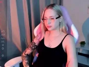Girls: Stay up-to-date with the new immersive cumshows range and check-out the cutest escorts exhibit their wet clitoris and sweet physiques as they strip off and climax.