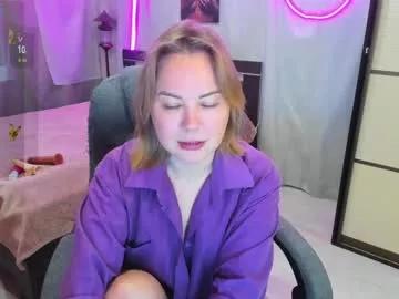 Girls: Stay up-to-date with the new immersive cumshows range and check-out the cutest escorts exhibit their wet clitoris and sweet physiques as they strip off and climax.