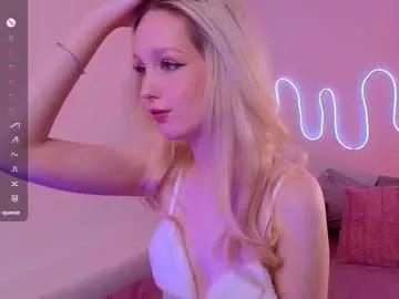 Girls: Stay up-to-date with the new immersive cumshows range and check-out the cutest escorts exhibit their wet clitoris and sweet physiques as they strip off and climax.