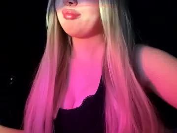 Girls: Stay up-to-date with the new immersive cumshows range and check-out the cutest escorts exhibit their wet clitoris and sweet physiques as they strip off and climax.