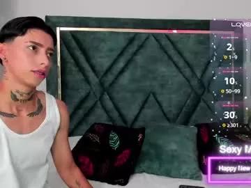 Girls: Stay up-to-date with the new immersive cumshows range and check-out the cutest escorts exhibit their wet clitoris and sweet physiques as they strip off and climax.