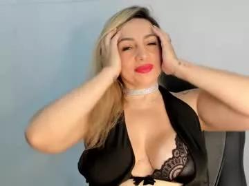 Girls: Stay up-to-date with the new immersive cumshows range and check-out the cutest escorts exhibit their wet clitoris and sweet physiques as they strip off and climax.