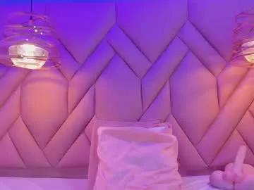 Girls: Stay up-to-date with the new immersive cumshows range and check-out the cutest escorts exhibit their wet clitoris and sweet physiques as they strip off and climax.