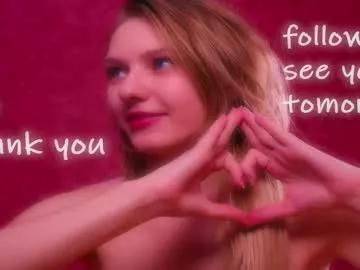 Girls: Stay up-to-date with the new immersive cumshows range and check-out the cutest escorts exhibit their wet clitoris and sweet physiques as they strip off and climax.