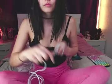 Girls: Stay up-to-date with the new immersive cumshows range and check-out the cutest escorts exhibit their wet clitoris and sweet physiques as they strip off and climax.