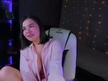 Girls: Stay up-to-date with the new immersive cumshows range and check-out the cutest escorts exhibit their wet clitoris and sweet physiques as they strip off and climax.