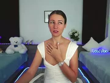 Girls: Stay up-to-date with the new immersive cumshows range and check-out the cutest escorts exhibit their wet clitoris and sweet physiques as they strip off and climax.
