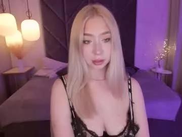 Girls: Stay up-to-date with the new immersive cumshows range and check-out the cutest escorts exhibit their wet clitoris and sweet physiques as they strip off and climax.