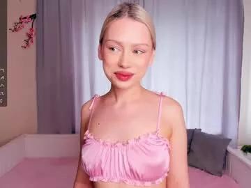 Girls: Stay up-to-date with the new immersive cumshows range and check-out the cutest escorts exhibit their wet clitoris and sweet physiques as they strip off and climax.
