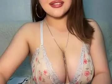 Girls: Stay up-to-date with the new immersive cumshows range and check-out the cutest escorts exhibit their wet clitoris and sweet physiques as they strip off and climax.