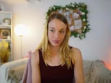 Girls: Stay up-to-date with the new immersive cumshows range and check-out the cutest escorts exhibit their wet clitoris and sweet physiques as they strip off and climax.