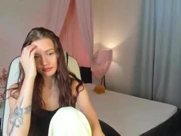 Girls: Stay up-to-date with the new immersive cumshows range and check-out the cutest escorts exhibit their wet clitoris and sweet physiques as they strip off and climax.