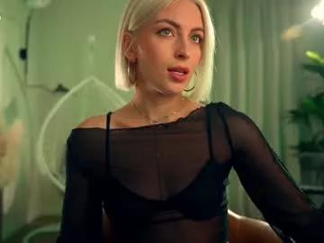 Girls ecstasy: Improve your chatting skills with these steamy streamers, and dive into the immersive world of exposed attraction.