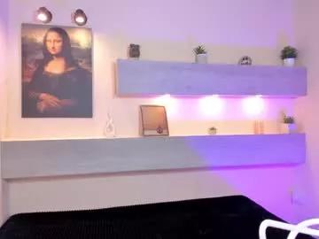 Girls: Stay up-to-date with the new immersive cumshows range and check-out the cutest escorts exhibit their wet clitoris and sweet physiques as they strip off and climax.