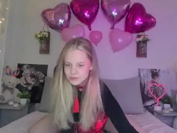 Girls: Stay up-to-date with the new immersive cumshows range and check-out the cutest escorts exhibit their wet clitoris and sweet physiques as they strip off and climax.