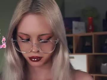 Girls ecstasy: Improve your chatting skills with these steamy streamers, and dive into the immersive world of exposed attraction.