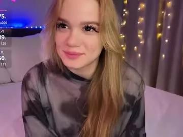 Girls: Stay up-to-date with the new immersive cumshows range and check-out the cutest escorts exhibit their wet clitoris and sweet physiques as they strip off and climax.