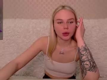 Girls: Stay up-to-date with the new immersive cumshows range and check-out the cutest escorts exhibit their wet clitoris and sweet physiques as they strip off and climax.