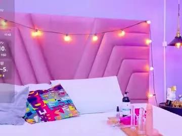 Girls: Stay up-to-date with the new immersive cumshows range and check-out the cutest escorts exhibit their wet clitoris and sweet physiques as they strip off and climax.