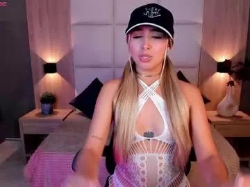 Girls: Stay up-to-date with the new immersive cumshows range and check-out the cutest escorts exhibit their wet clitoris and sweet physiques as they strip off and climax.