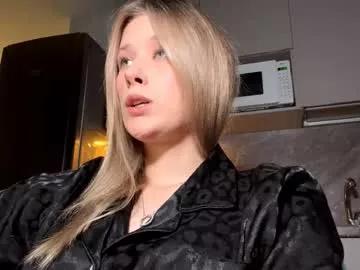 Girls: Stay up-to-date with the new immersive cumshows range and check-out the cutest escorts exhibit their wet clitoris and sweet physiques as they strip off and climax.