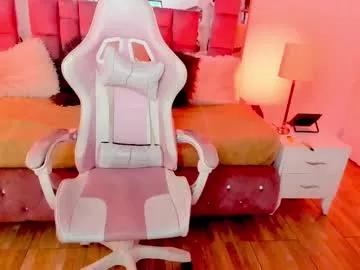 Girls: Stay up-to-date with the new immersive cumshows range and check-out the cutest escorts exhibit their wet clitoris and sweet physiques as they strip off and climax.
