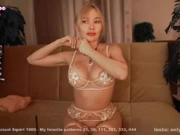 Girls: Stay up-to-date with the new immersive cumshows range and check-out the cutest escorts exhibit their wet clitoris and sweet physiques as they strip off and climax.