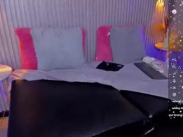 Girls: Stay up-to-date with the new immersive cumshows range and check-out the cutest escorts exhibit their wet clitoris and sweet physiques as they strip off and climax.