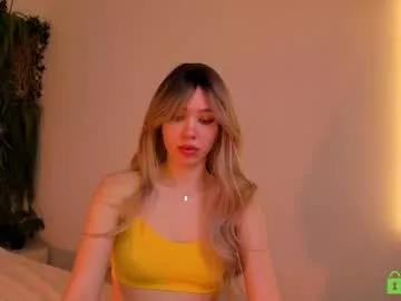 Girls: Stay up-to-date with the new immersive cumshows range and check-out the cutest escorts exhibit their wet clitoris and sweet physiques as they strip off and climax.