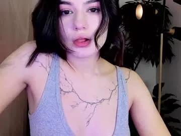 Girls: Stay up-to-date with the new immersive cumshows range and check-out the cutest escorts exhibit their wet clitoris and sweet physiques as they strip off and climax.