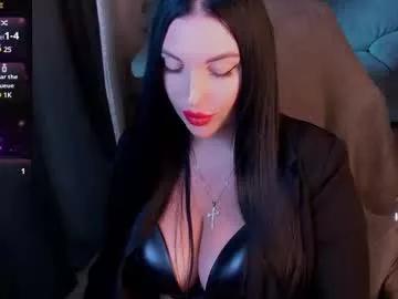 Girls: Stay up-to-date with the new immersive cumshows range and check-out the cutest escorts exhibit their wet clitoris and sweet physiques as they strip off and climax.