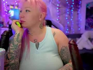 Girls: Stay up-to-date with the new immersive cumshows range and check-out the cutest escorts exhibit their wet clitoris and sweet physiques as they strip off and climax.