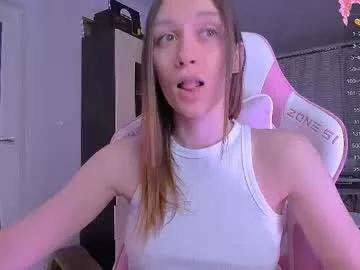Girls: Stay up-to-date with the new immersive cumshows range and check-out the cutest escorts exhibit their wet clitoris and sweet physiques as they strip off and climax.